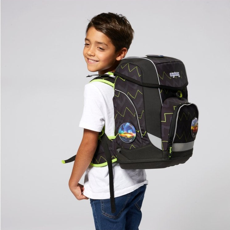 School bag for sales boy under 200